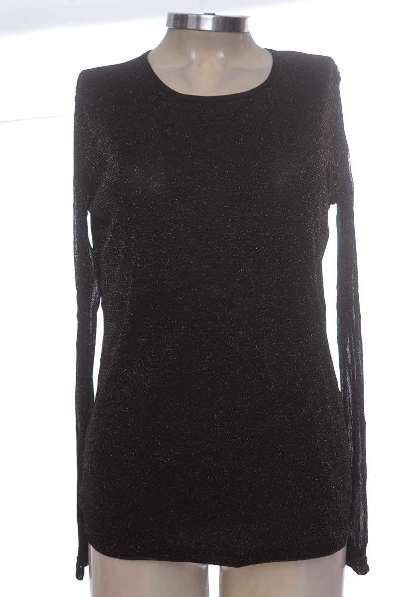 Top / Camiseta color Negro - TianShun