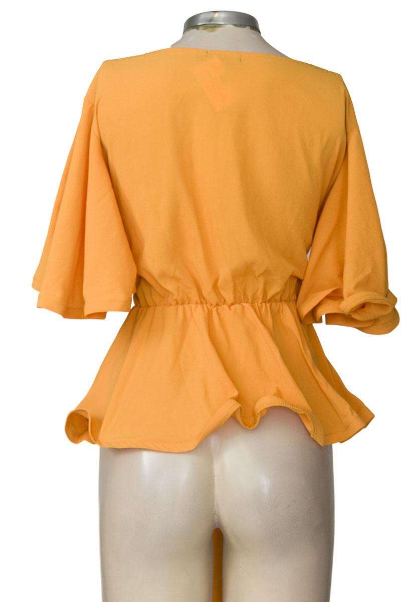 Blusa color Mostaza - Nasty Gal