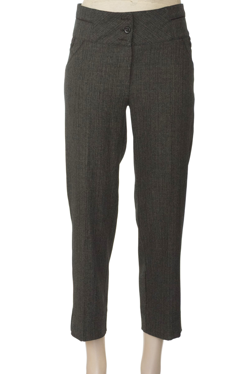 Pantalones color Gris - Moda y Stilo