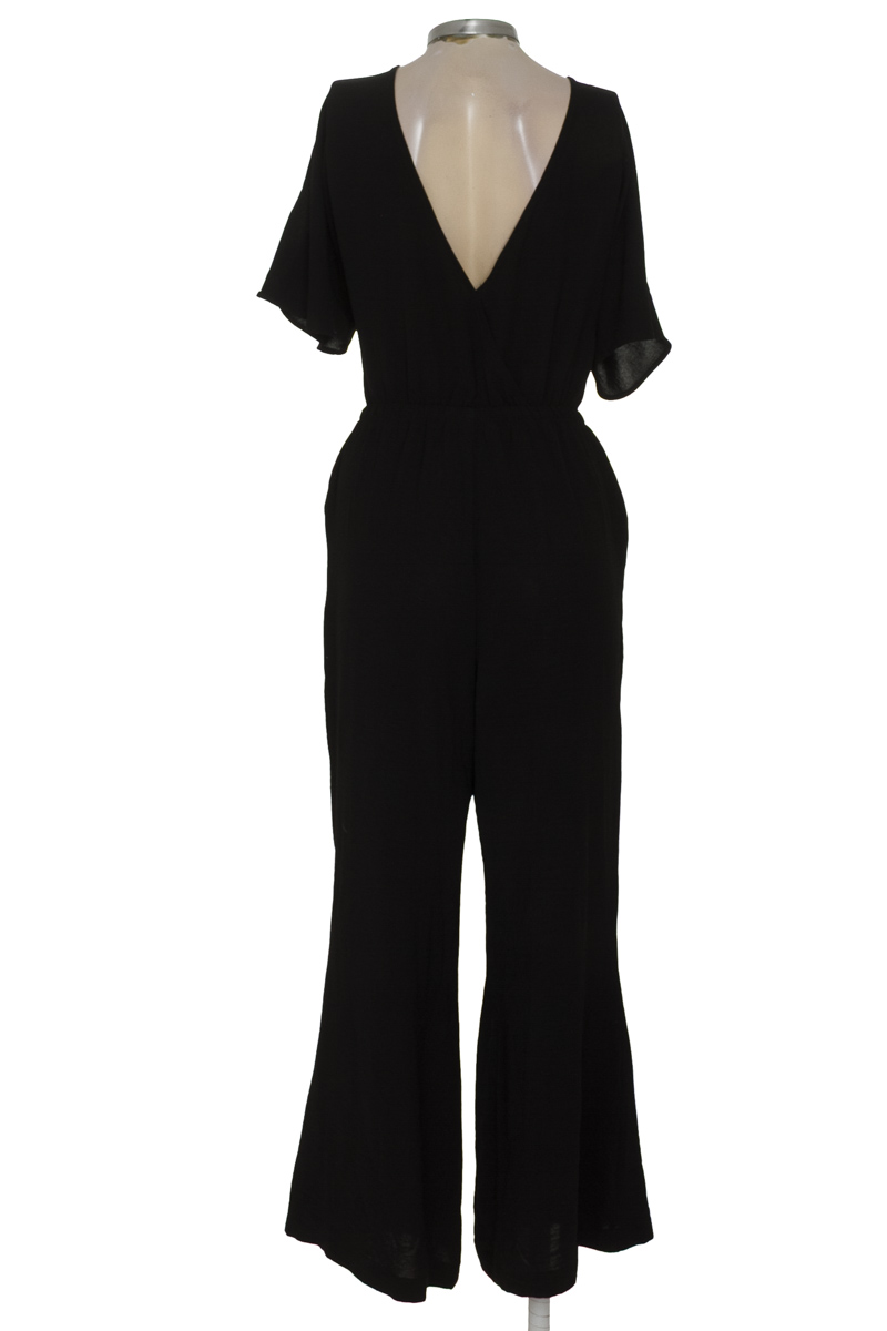 Vestido / Enterizo color Negro - PASSARO