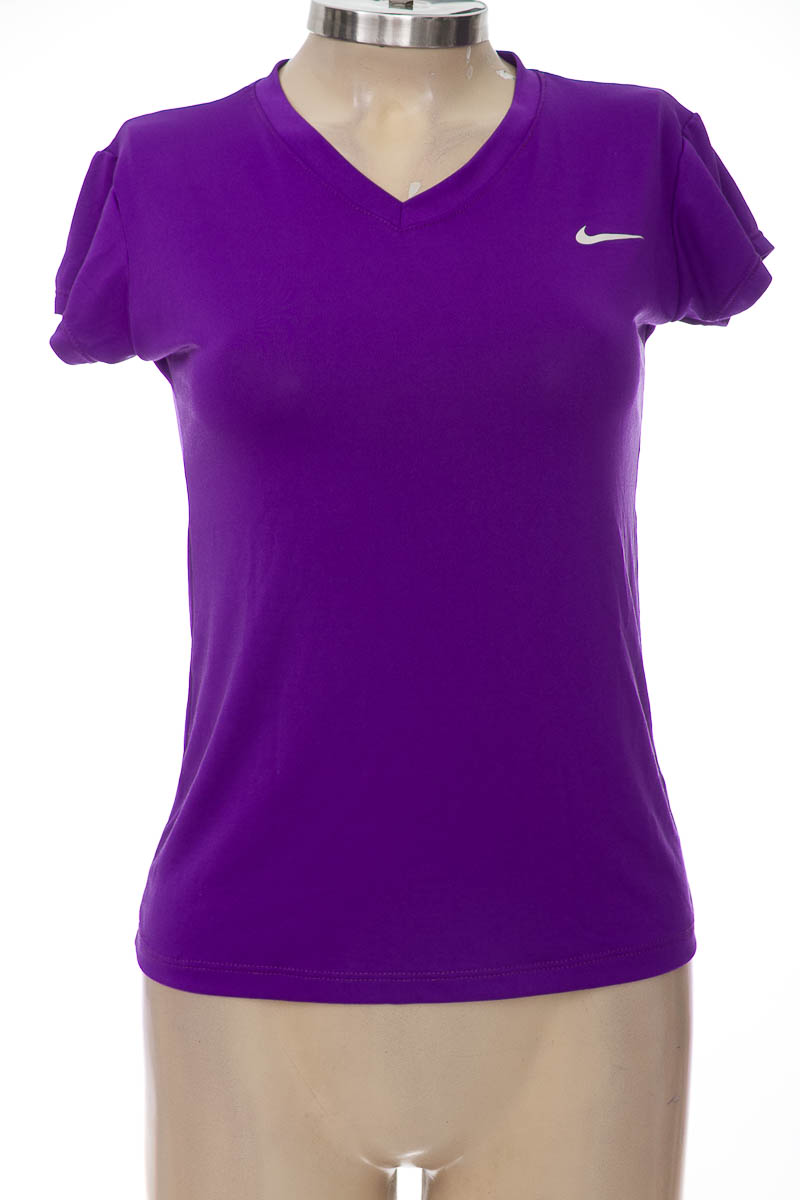 Ropa Deportiva / Salida de Baño color Morado - Closeando