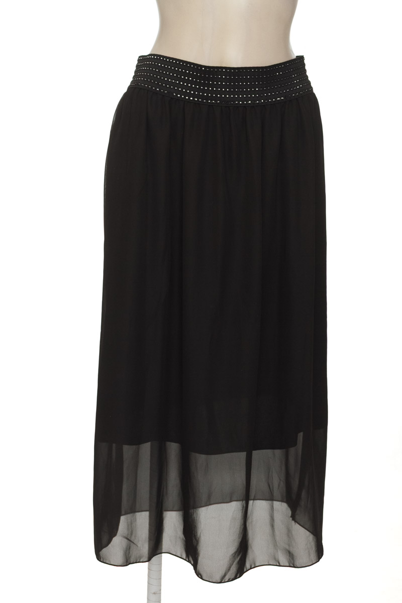Falda color Negro - Closeando
