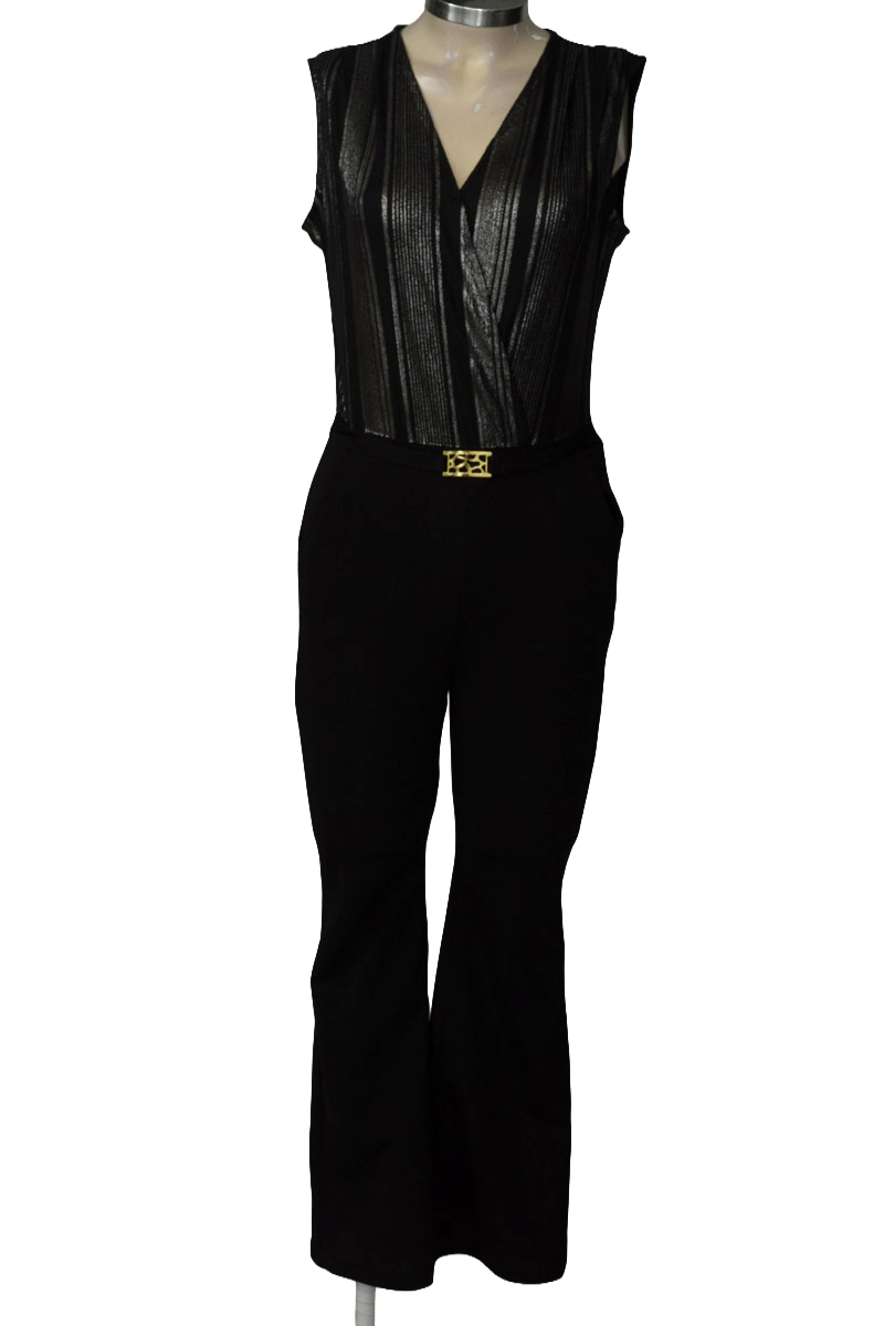Vestido / Enterizo color Negro - Closeando