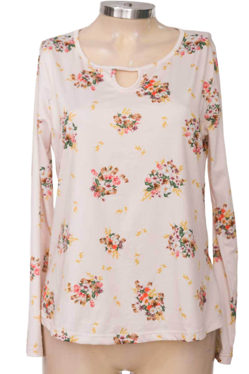 Top / Camiseta color Beige - Closeando