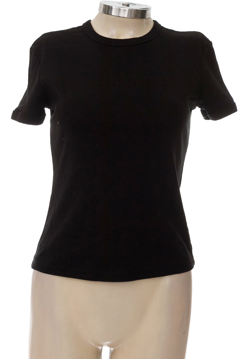 Top / Camiseta color Negro - Zara