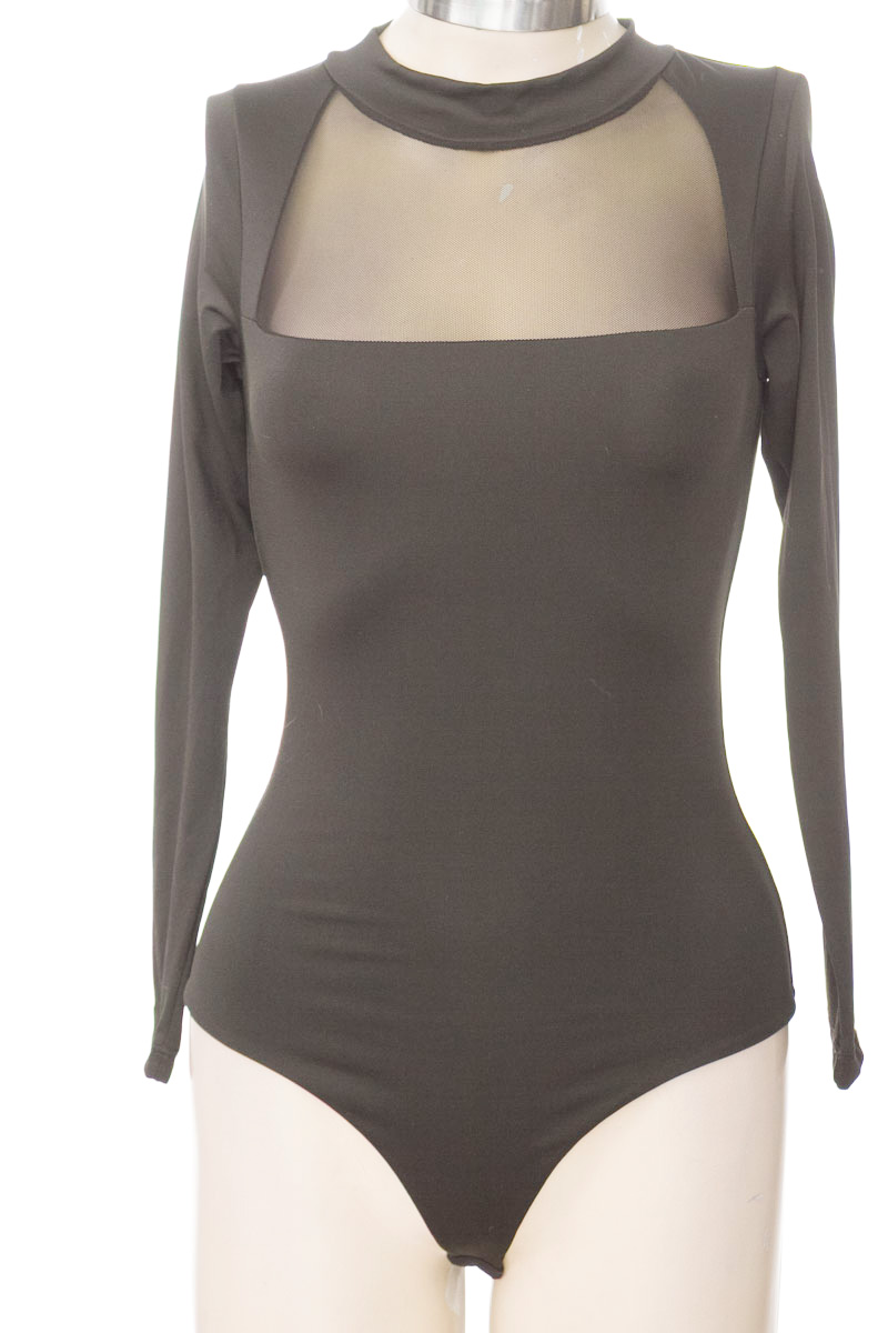 Top / Camiseta color Negro - We Love Luana