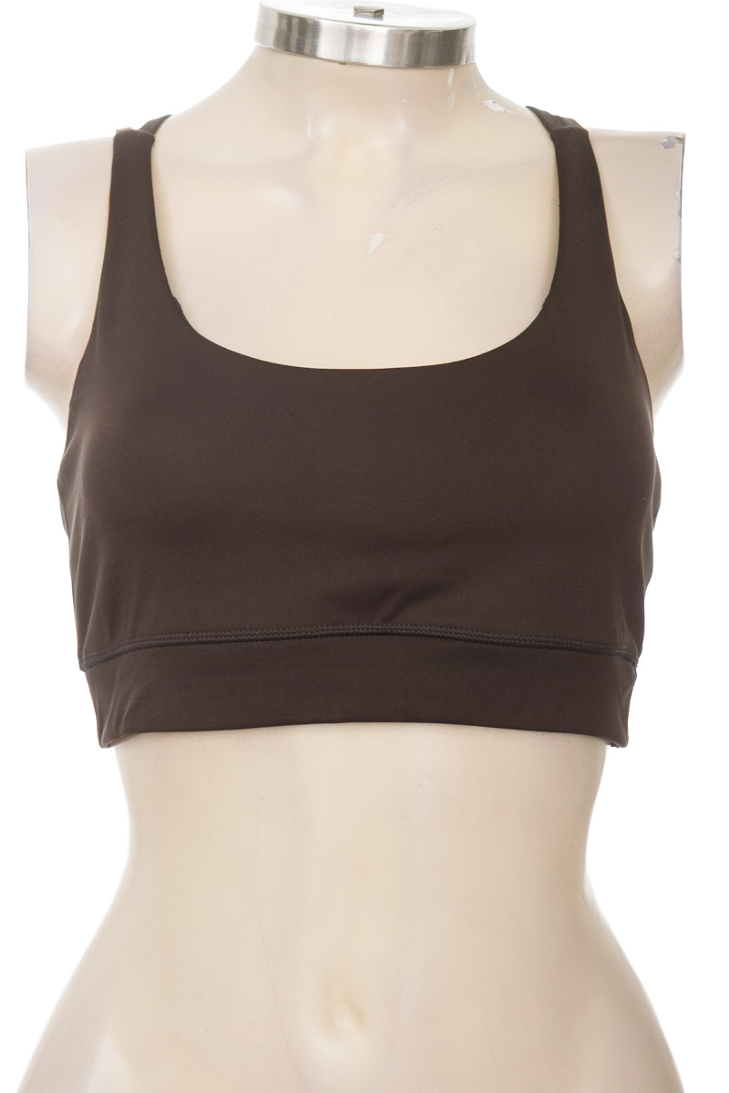 Ropa Deportiva / Salida de Baño color Negro - Closeando