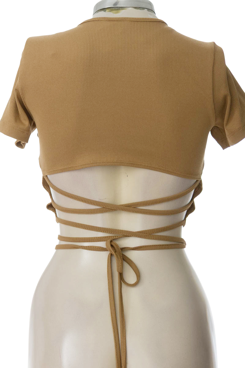 Top / Camiseta color Beige - ELA