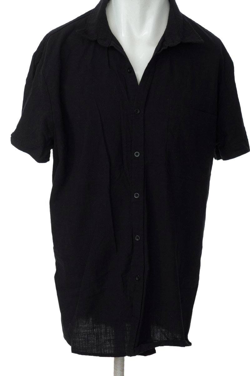 Camisa color Negro - Closeando