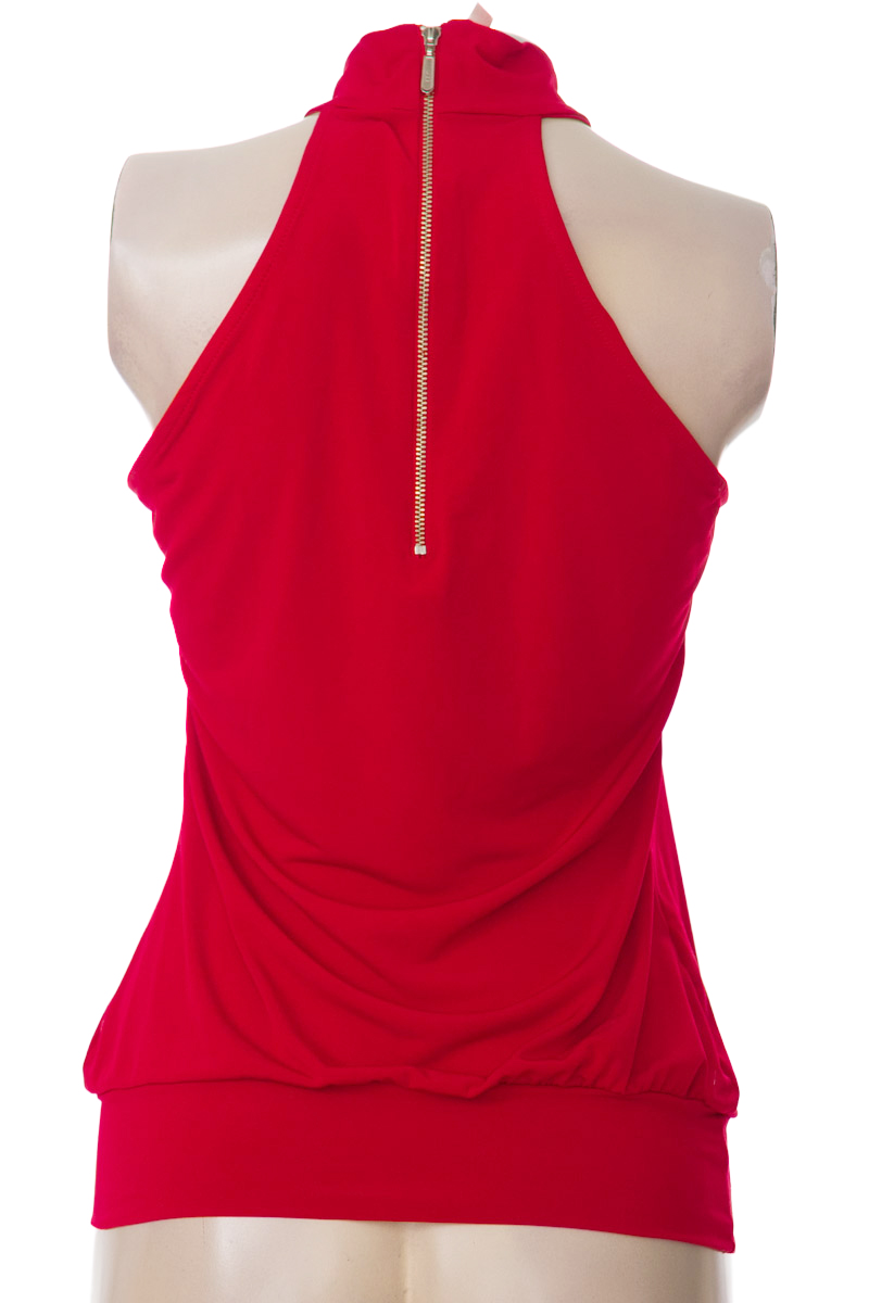 Top / Camiseta color Rojo - Tinta Collection