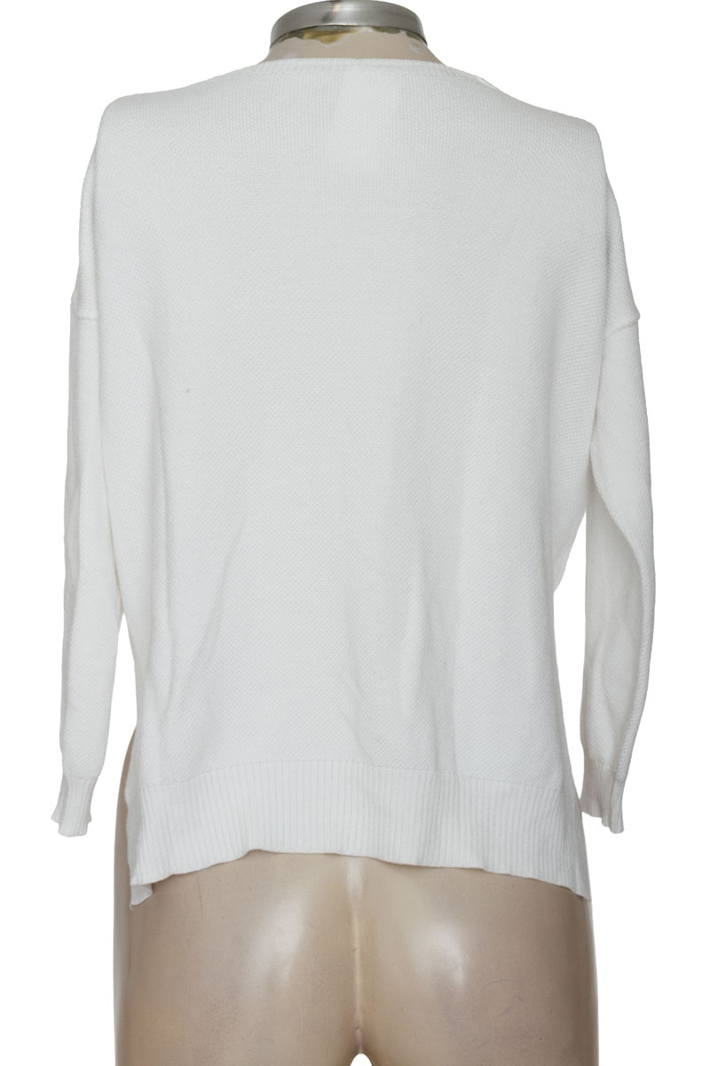 Sweater color Blanco - Closeando