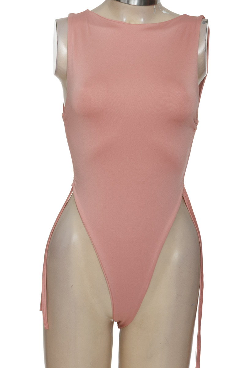 Top / Camiseta color Rosado - Closeando