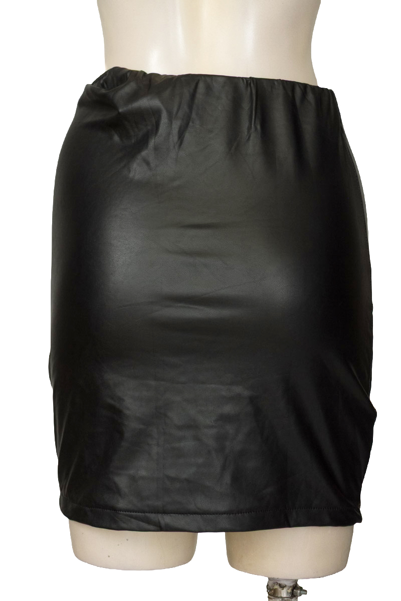 Falda color Negro - Closeando