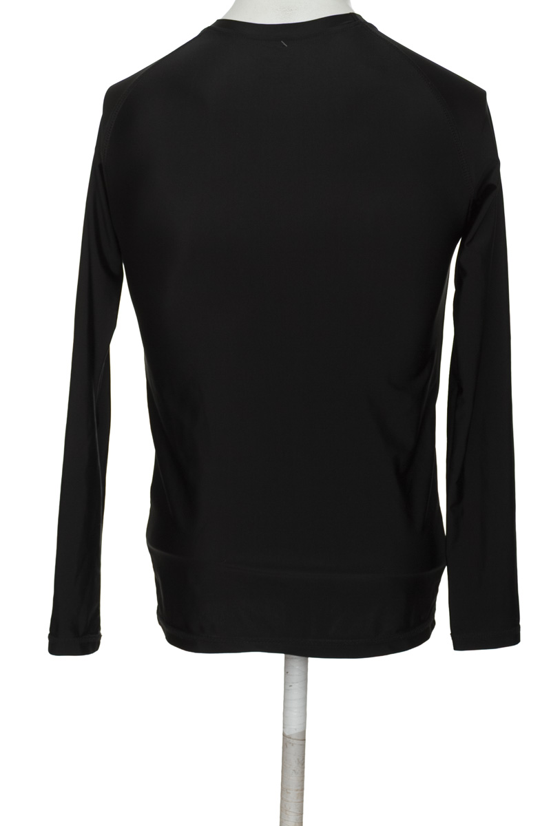 Ropa Deportiva color Negro - Closeando