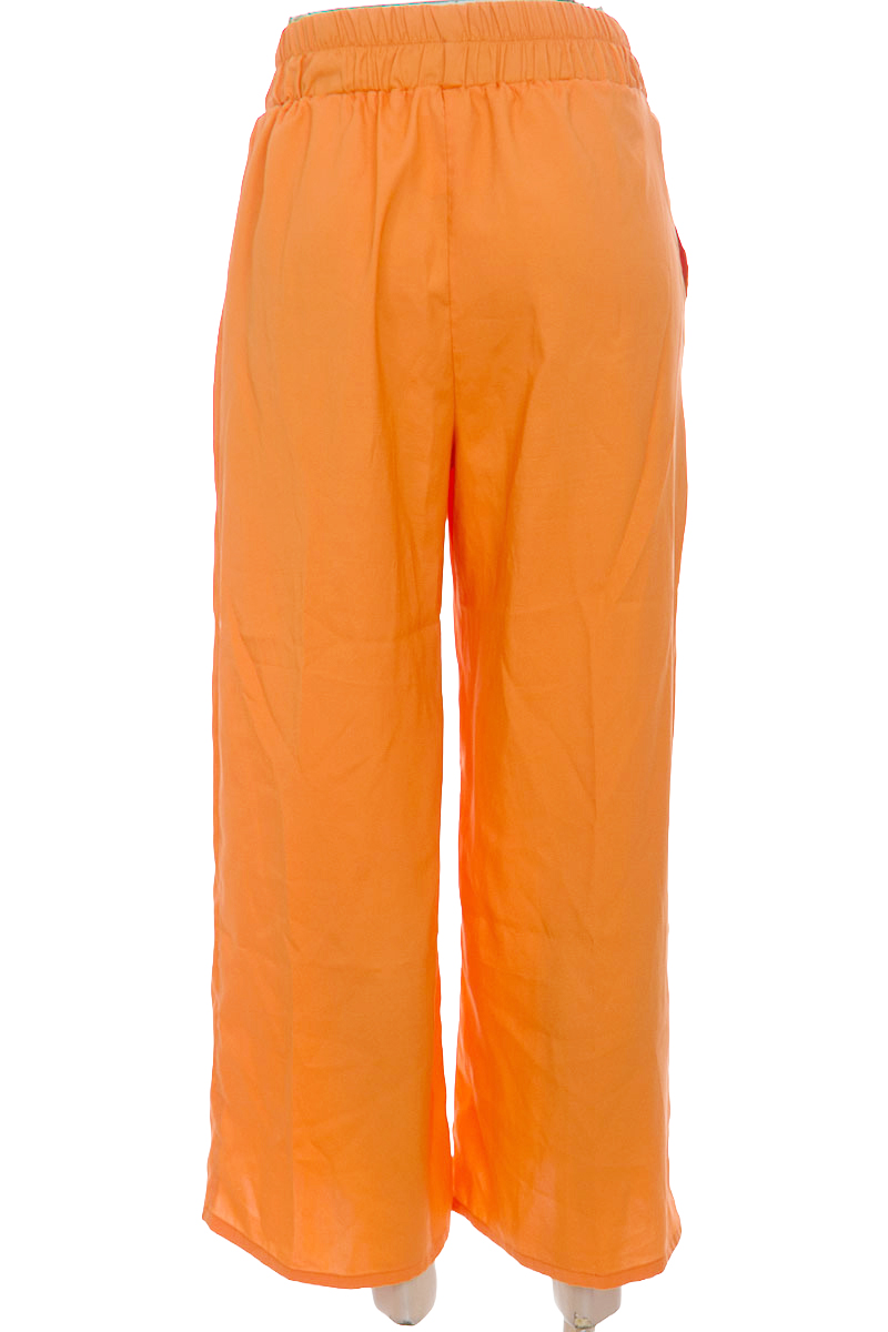 Pantalones color Naranja - Closeando