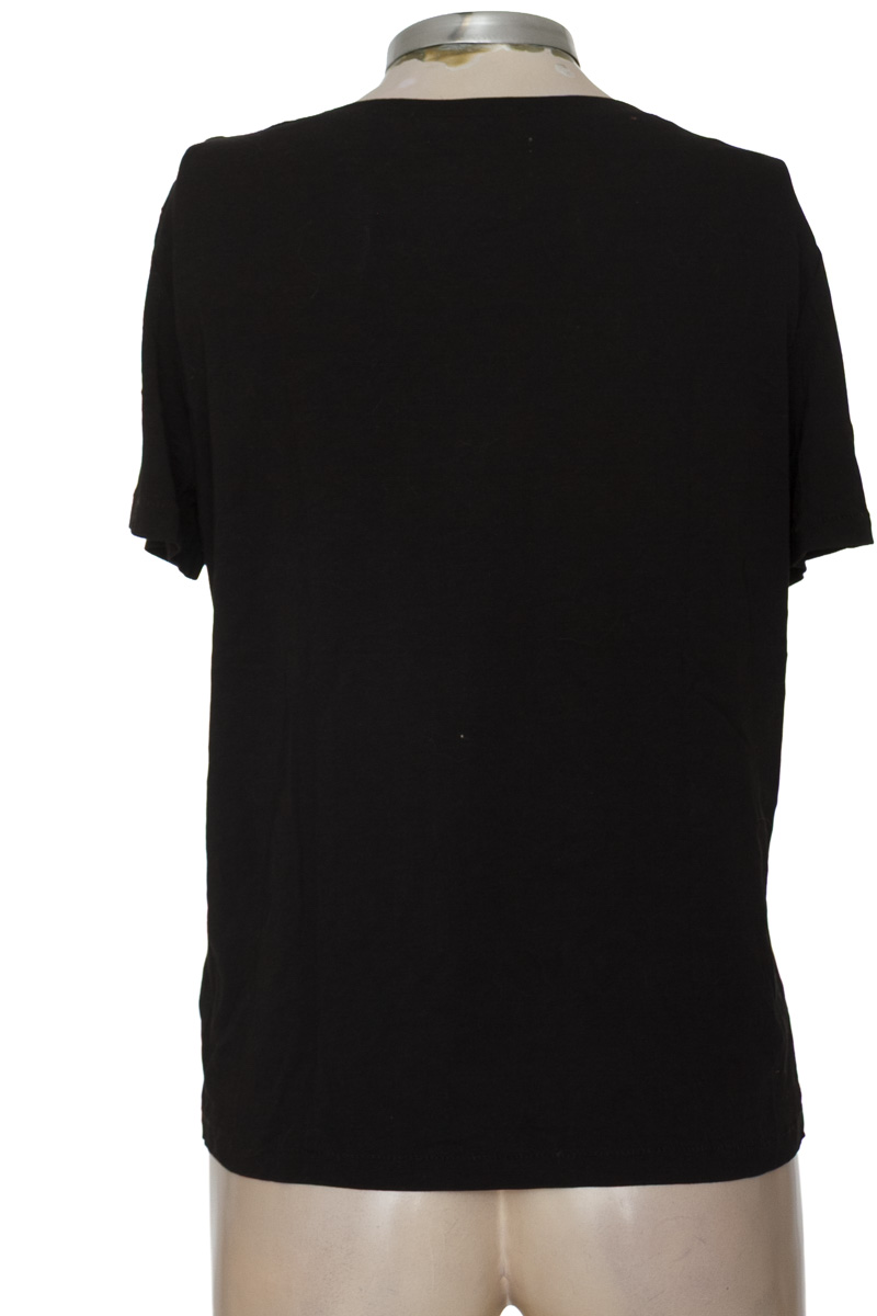 Top / Camiseta color Negro - Basement