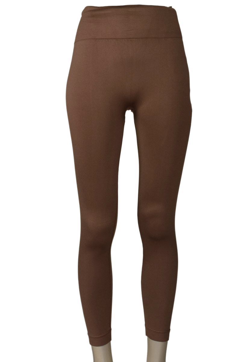 Ropa Deportiva / Salida de Baño color Beige - Closeando