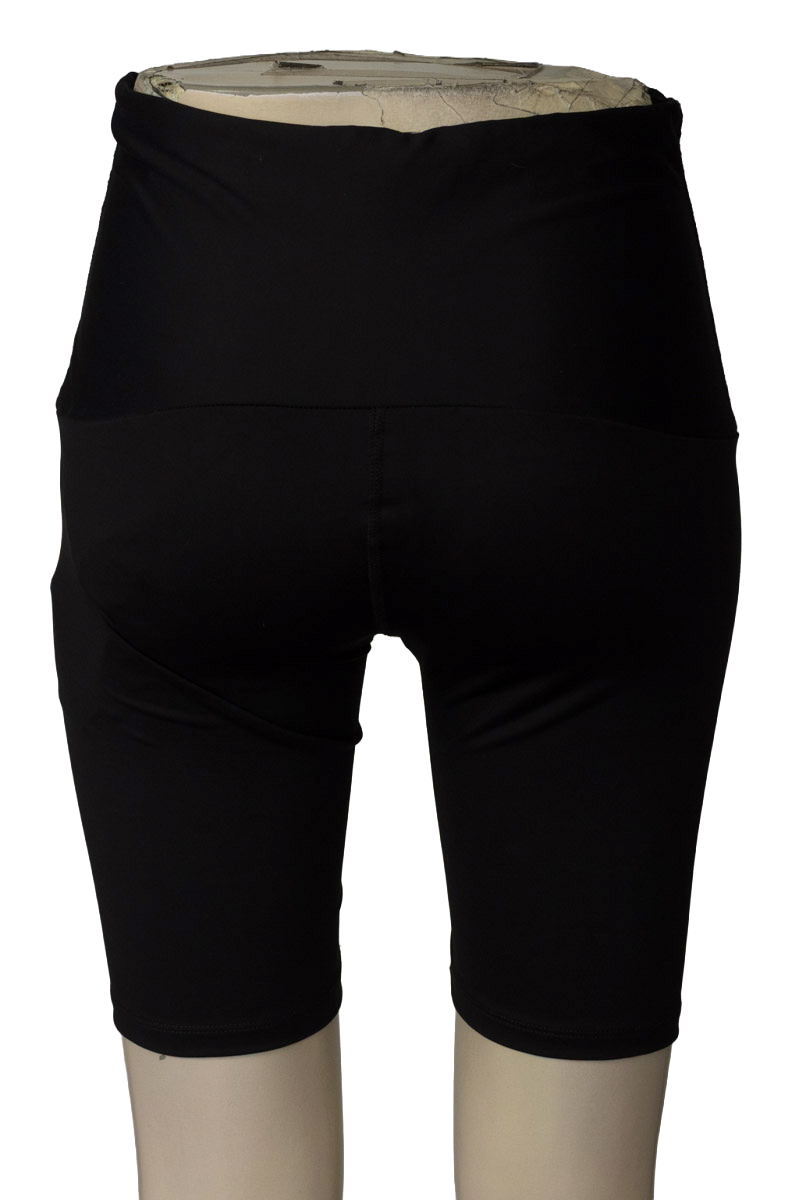 Ropa Deportiva / Salida de Baño color Negro - Closeando
