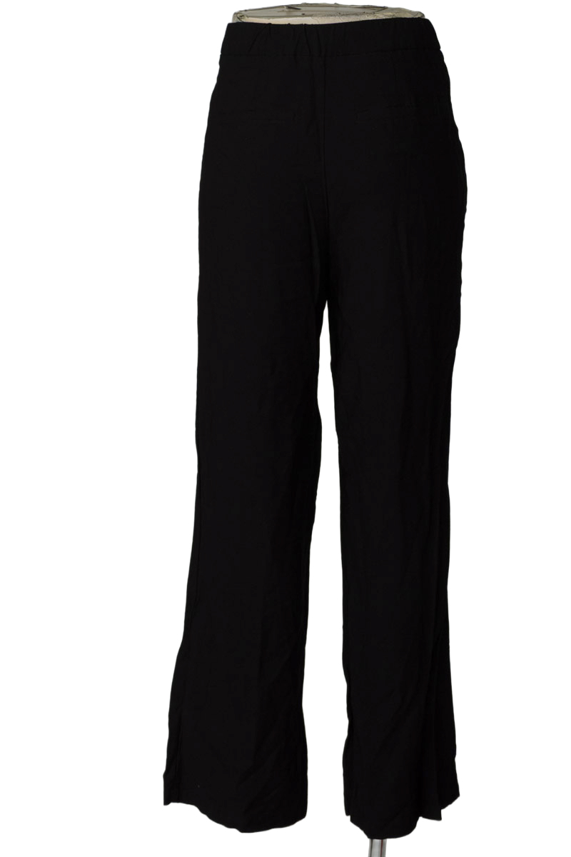 Pantalones color Negro - Closeando