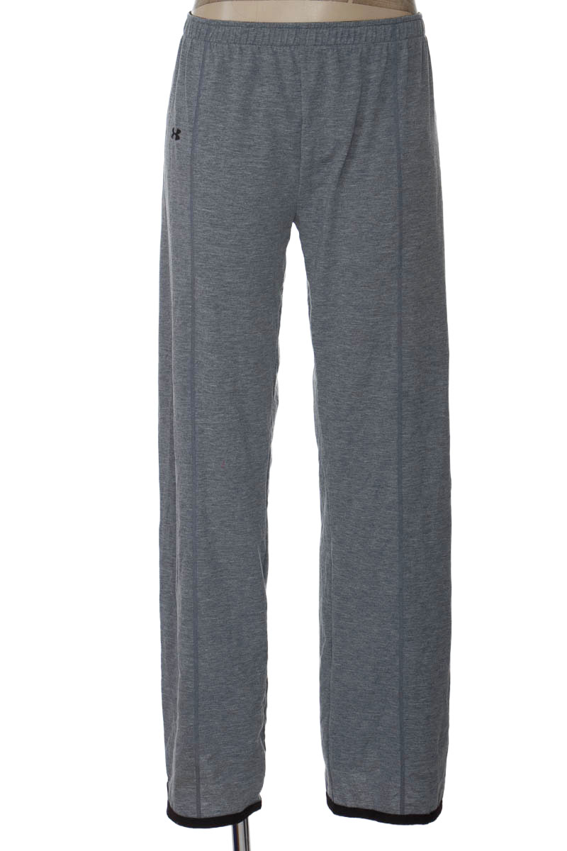 Ropa Deportiva color Gris - Under Armour