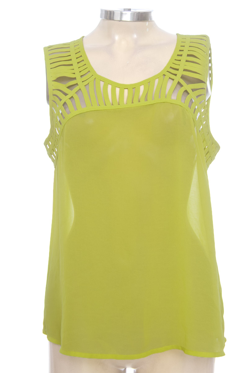 Top / Camiseta color Verde - ELA