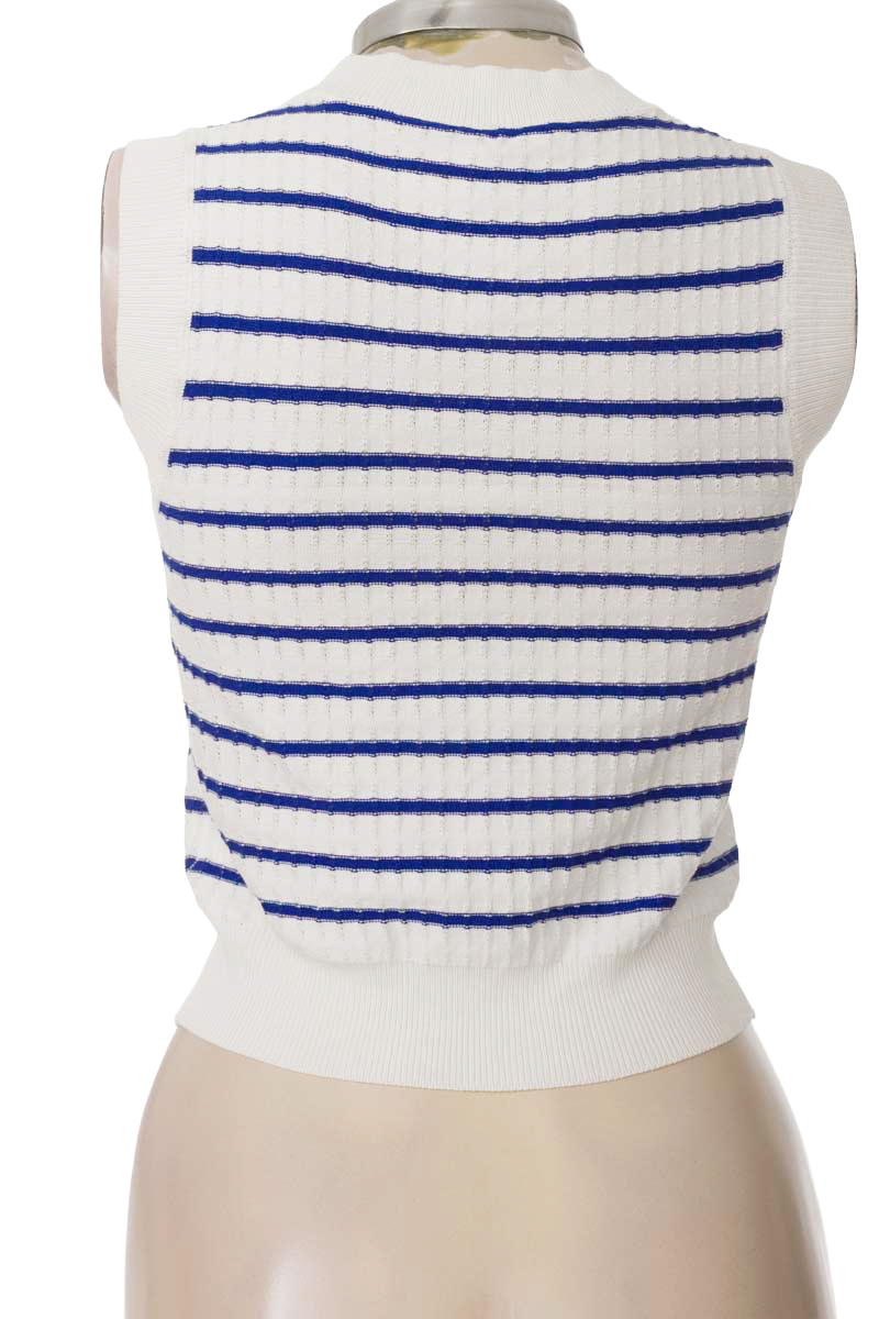 Sweater color Blanco - Closeando