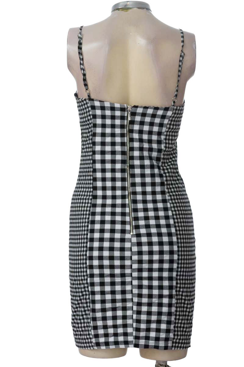 Vestido / Enterizo color Negro - Studio F