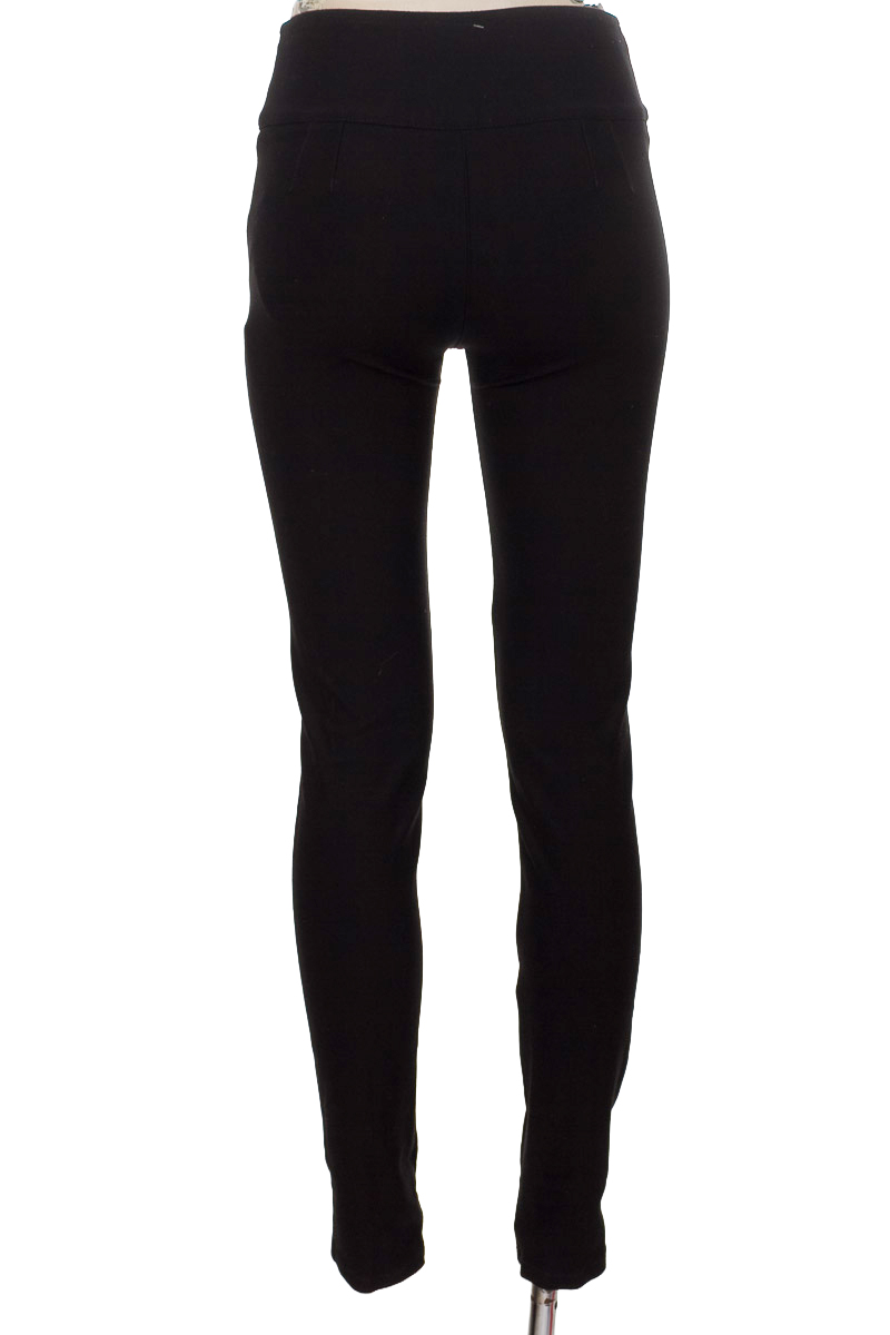 Pantalones color Negro - Zulu