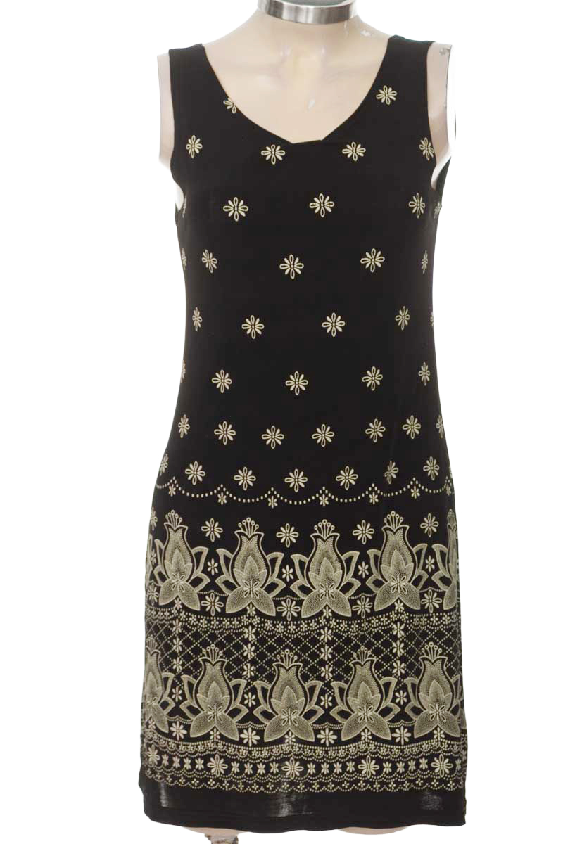 Vestido / Enterizo color Negro - Closeando