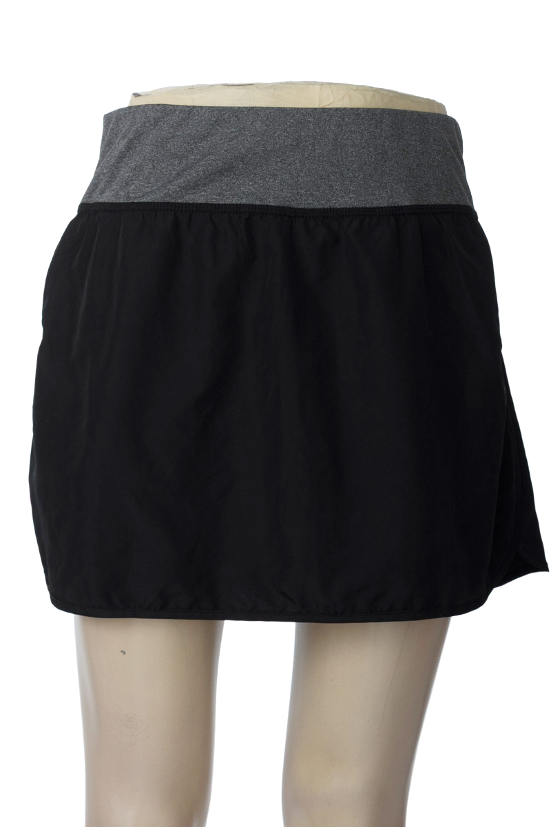 Ropa Deportiva / Salida de Baño color Negro - Get Over