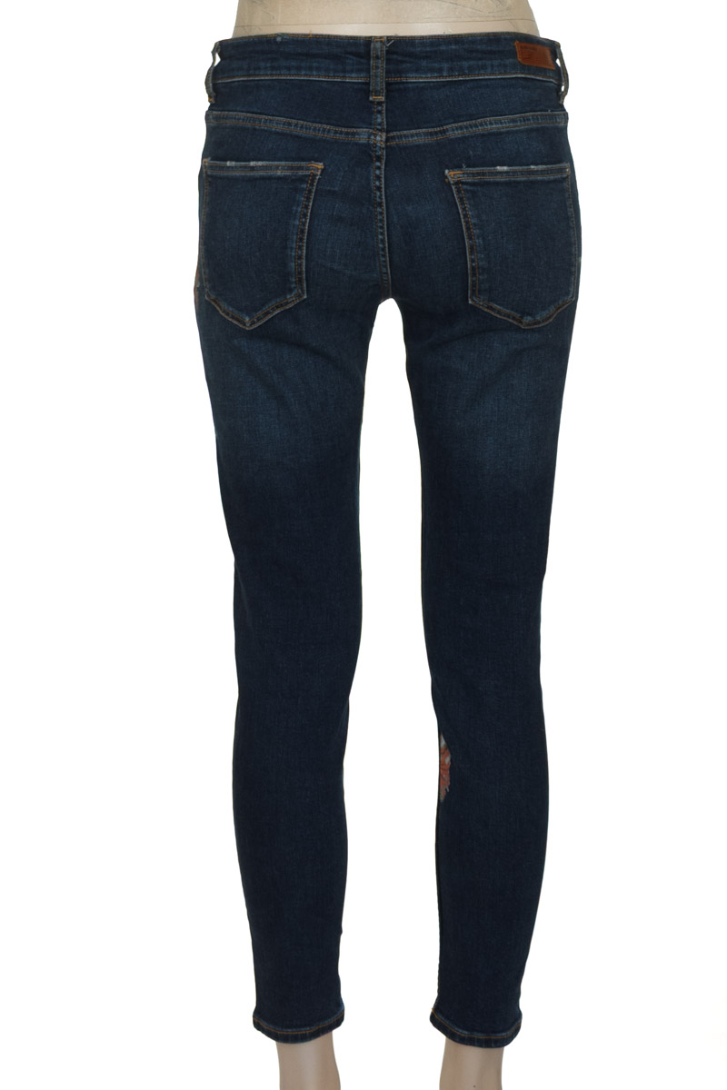 Pantalones color Azul - Zara