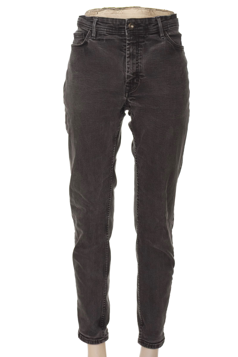 Jean color Negro - MNG
