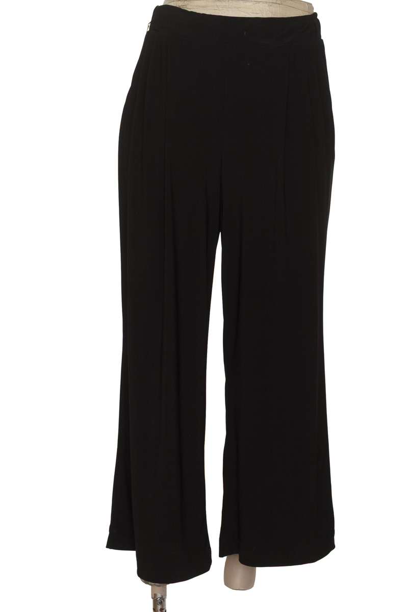 Pantalones color Negro - XUSS
