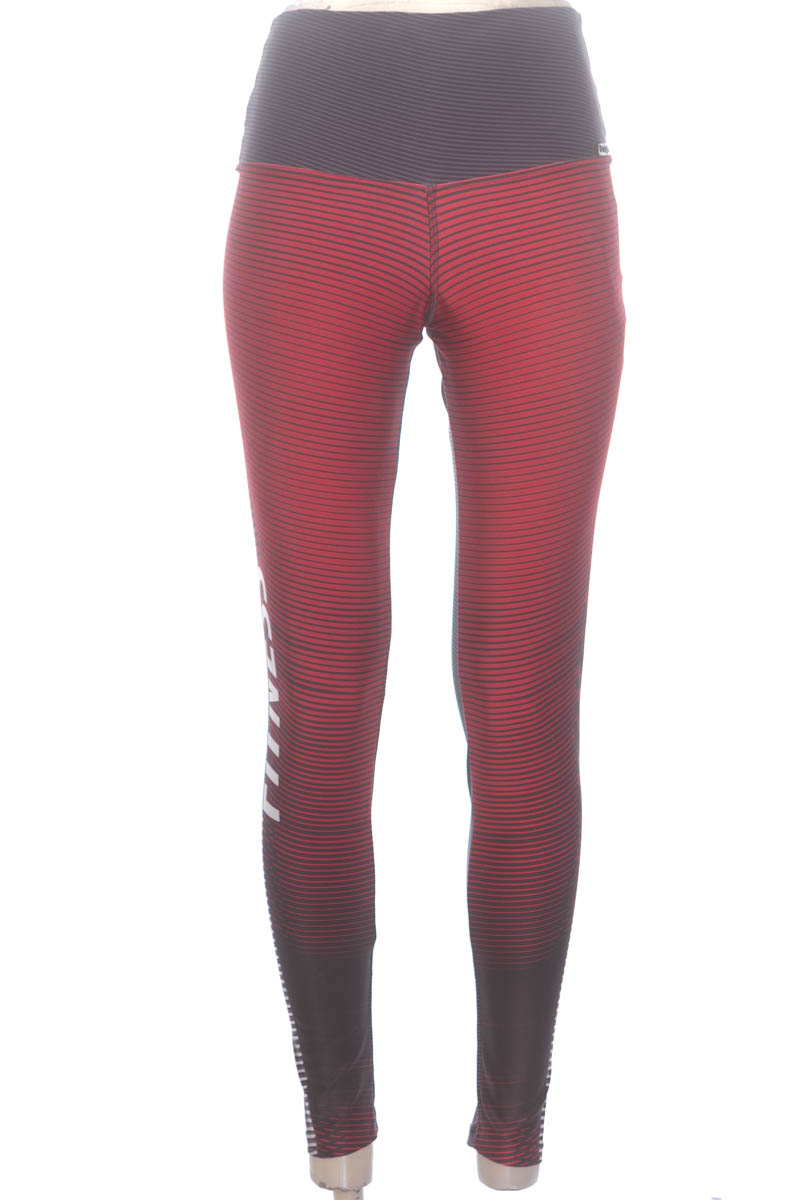 Ropa Deportiva / Salida de Baño color Rojo - Body Fit