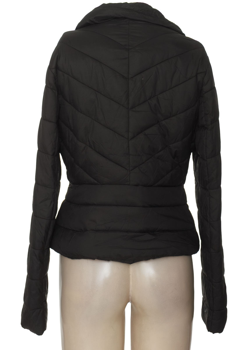 Chaqueta / Abrigo color Negro - Love Tree