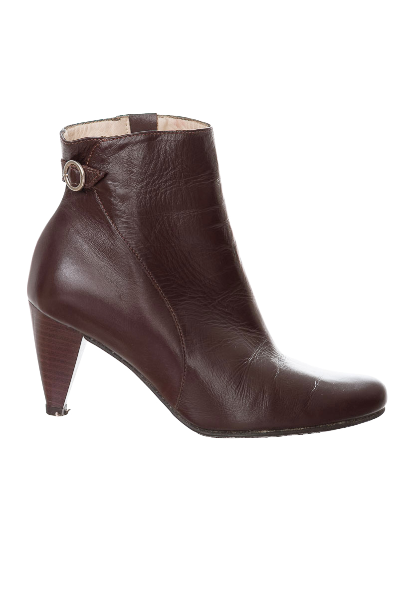 Zapatos color Café - Caprino