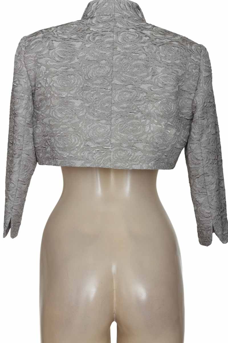 Chaqueta / Abrigo color Plateado - Tahari