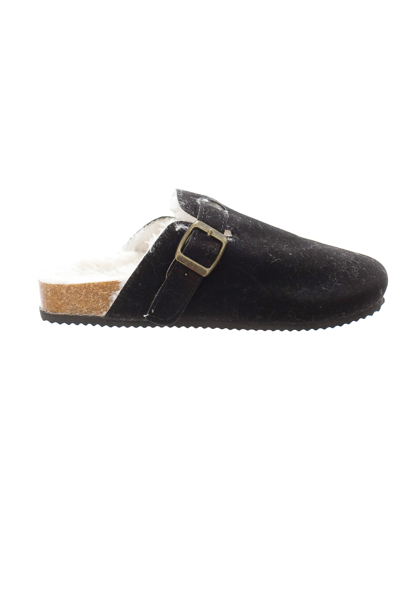 Zapatos color Negro - Closeando