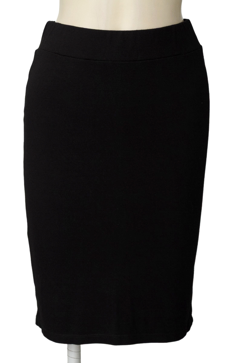 Falda color Negro - ELA