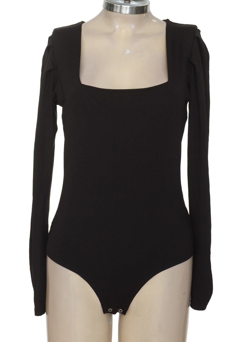 Top / Camiseta color Negro - RAGGED