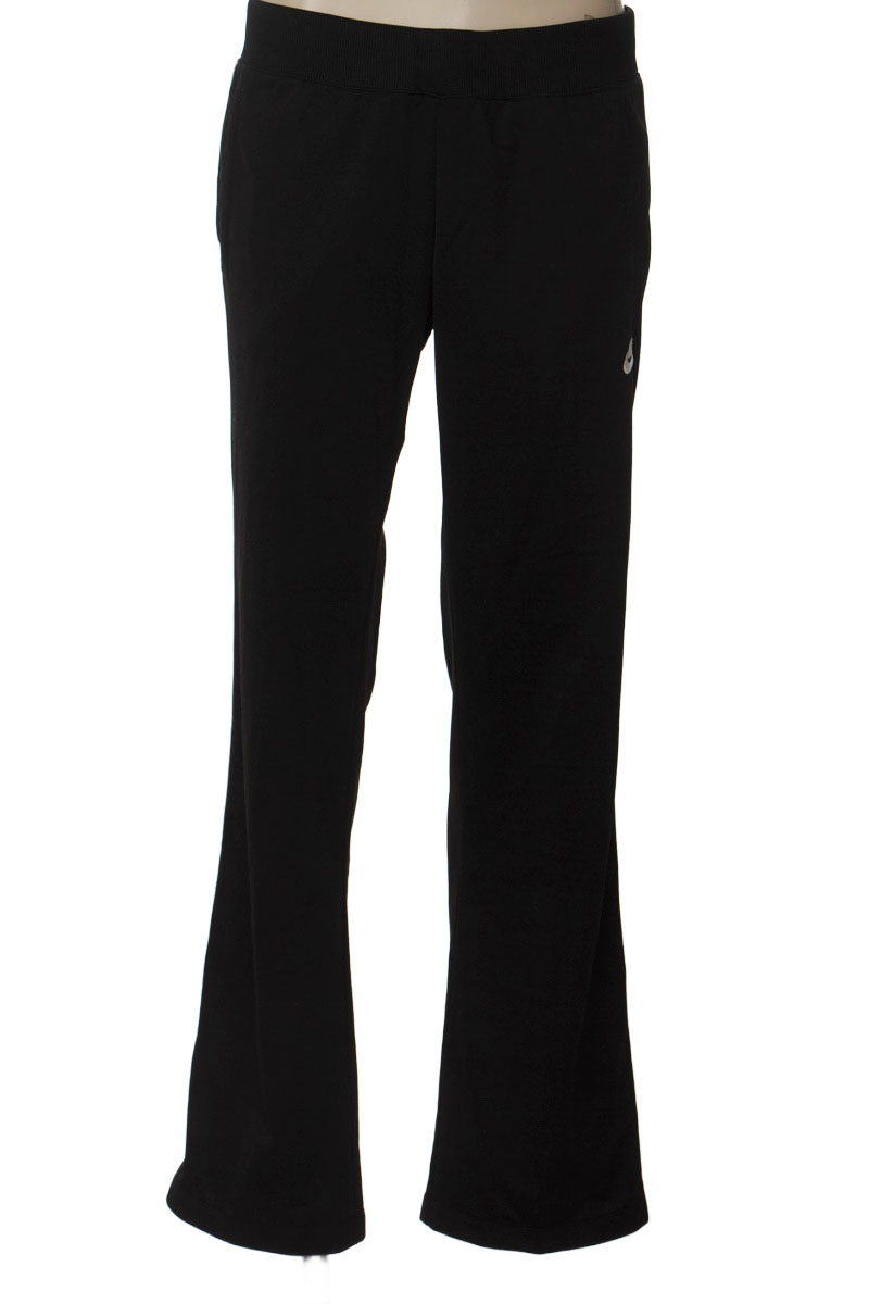 Ropa Deportiva / Salida de Baño color Negro - Nike