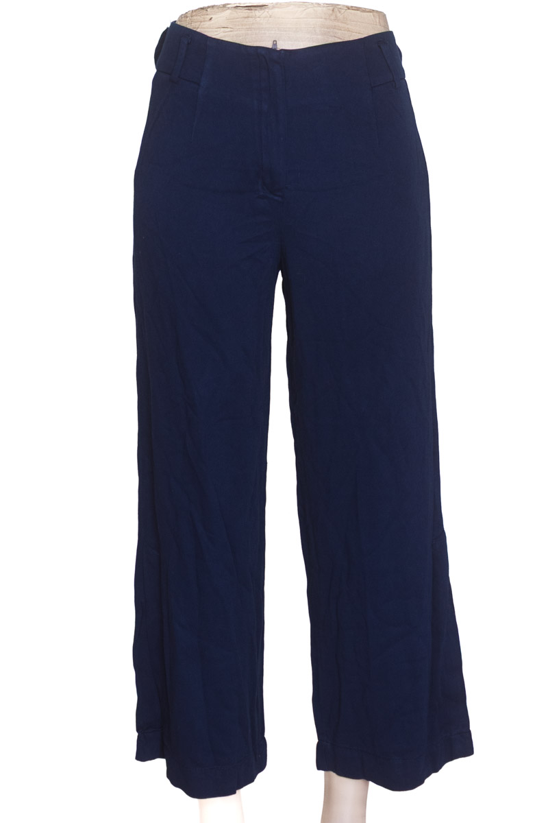 Pantalones color Azul - XUSS