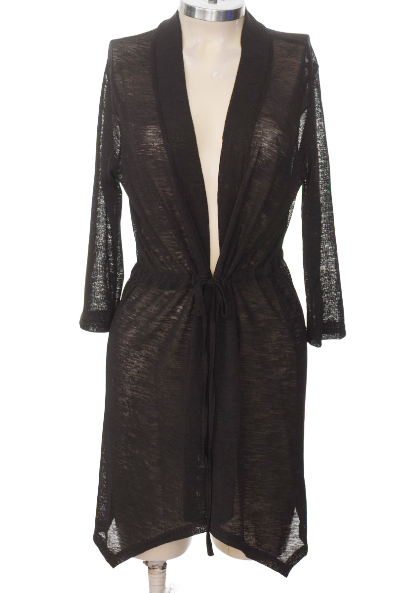 Ropa Deportiva / Salida de Baño color Negro - El sol Pojo Sas