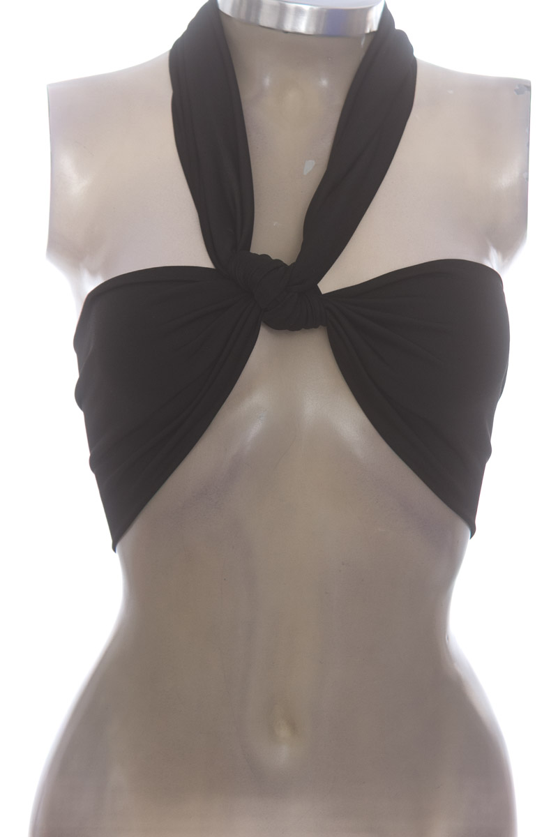 Top / Camiseta color Negro - Luana