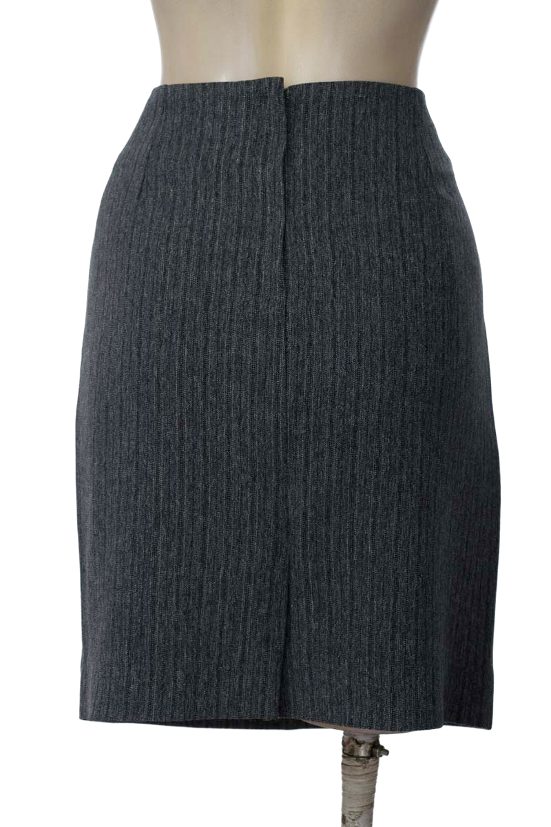 Falda color Gris - Dinastia Dior