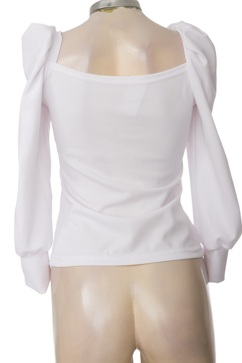 Blusa color Blanco - Closeando
