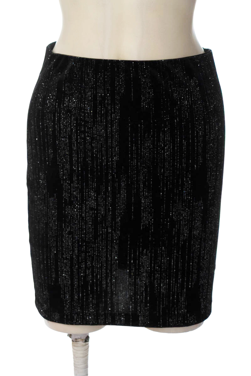 Falda color Negro - Seven Seven