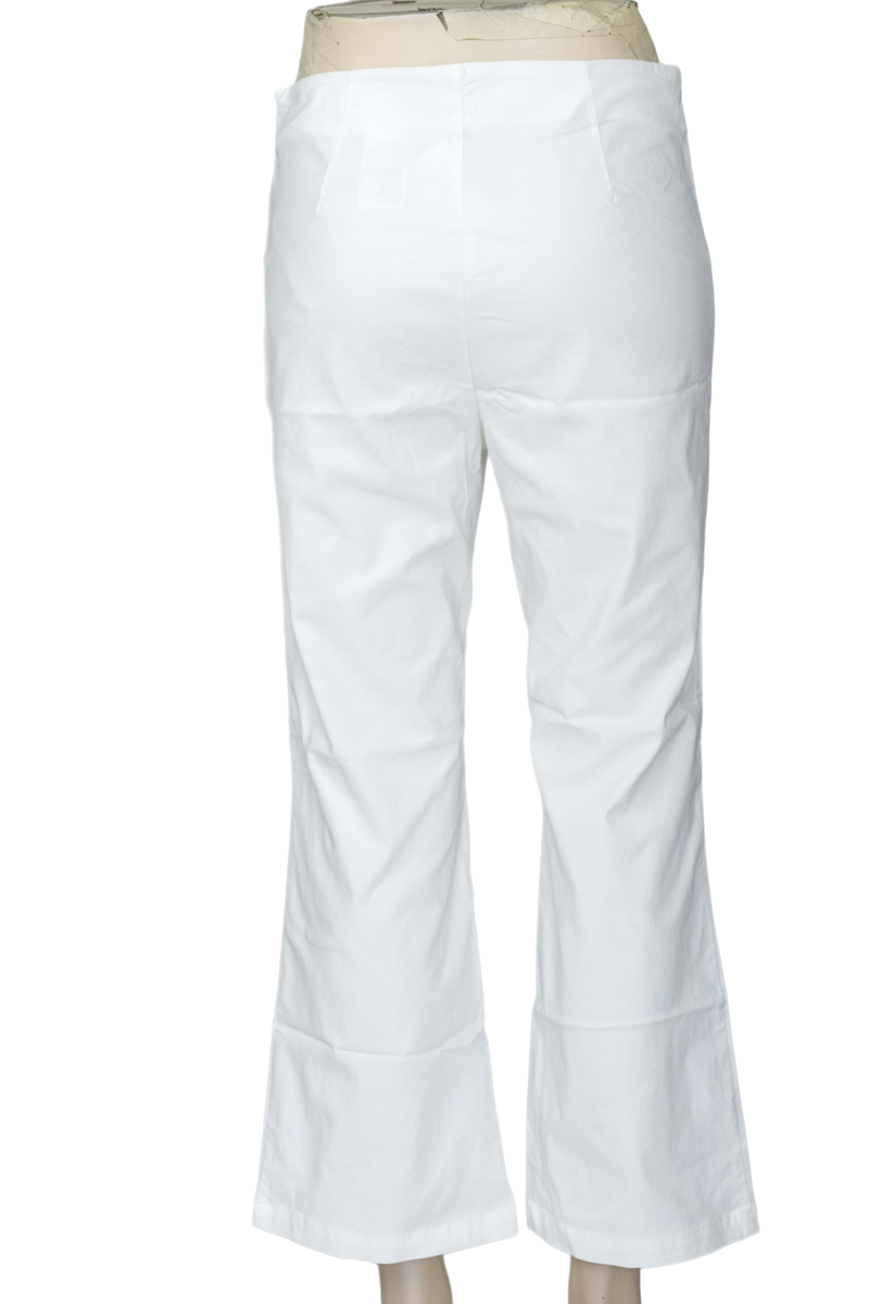 Pantalones color Blanco - Divided by H&M