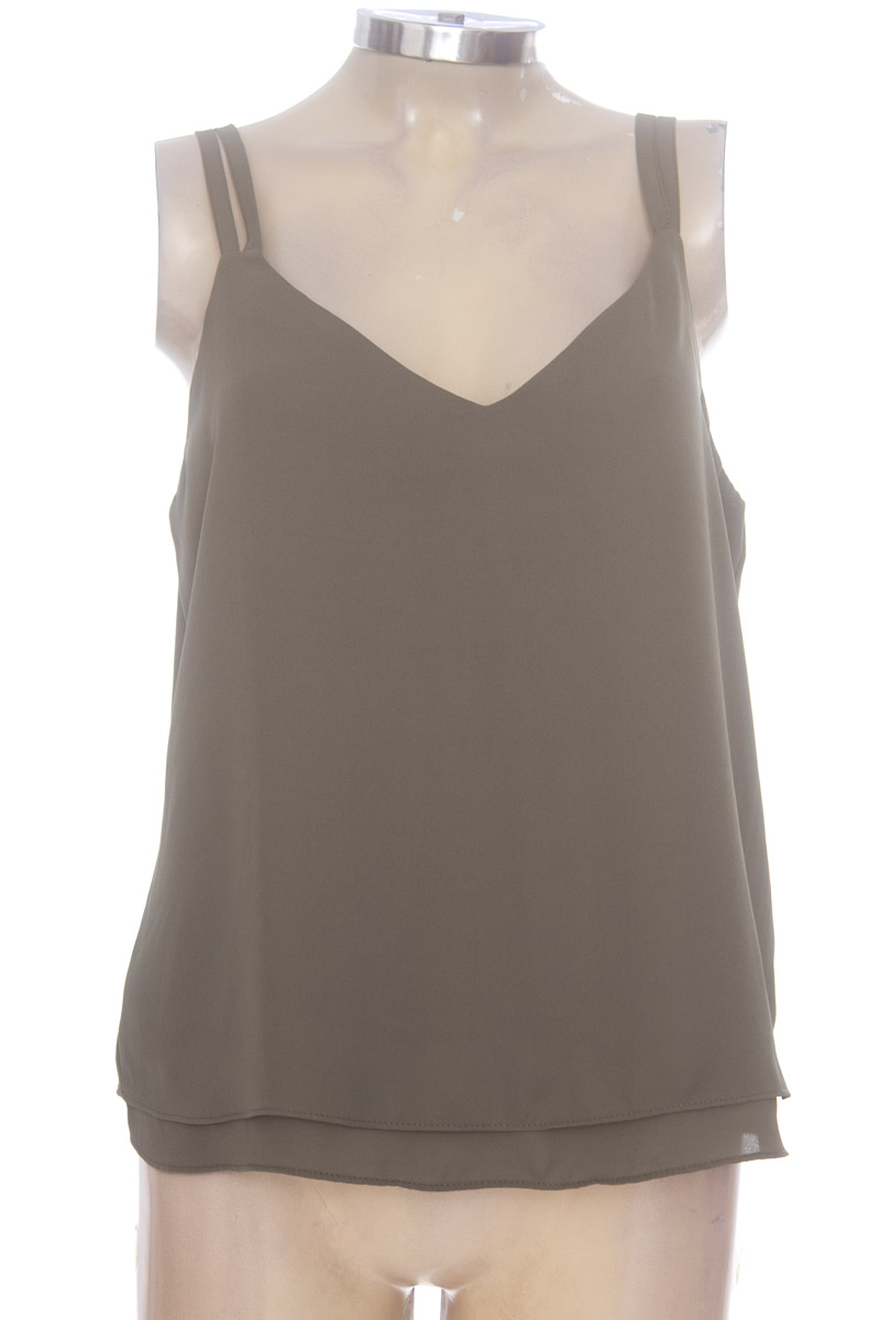 Top / Camiseta color Verde - Esprit