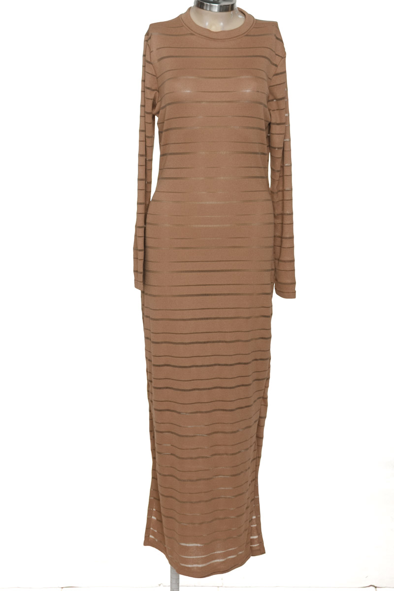 Vestido / Enterizo color Beige - Aliana Palau